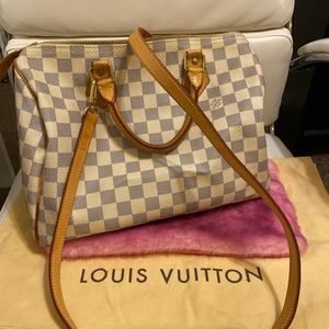 SOLD • Authentic Louis Vuitton Speedy 30